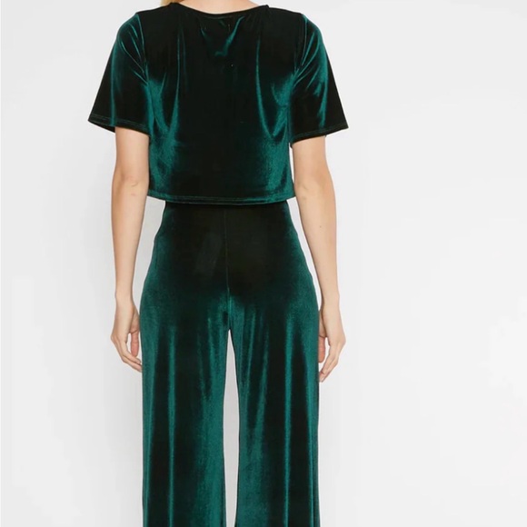 RIPLEY RADAR GREEN VELVET PANTS AND TOP OUTFIT (no longer offered on RR stores)